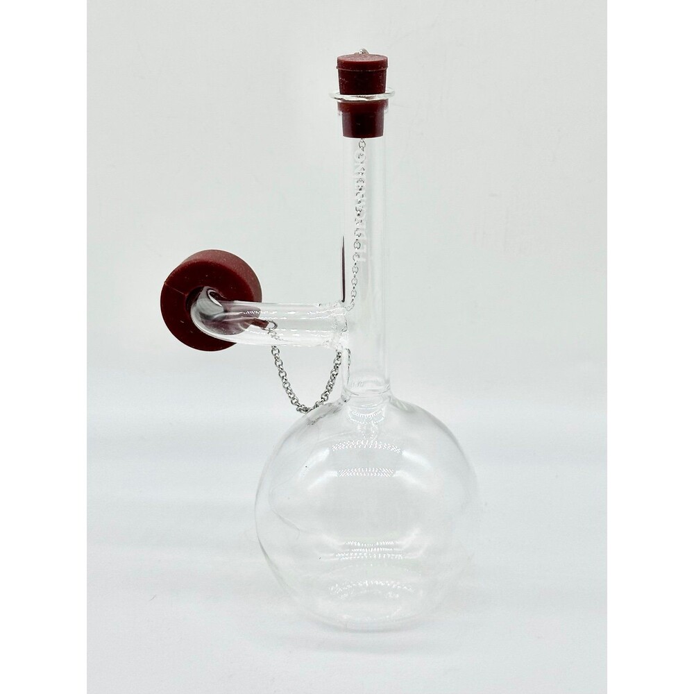Il Decantino hand-blown Glass Wine Decanter with Stopper and Chain